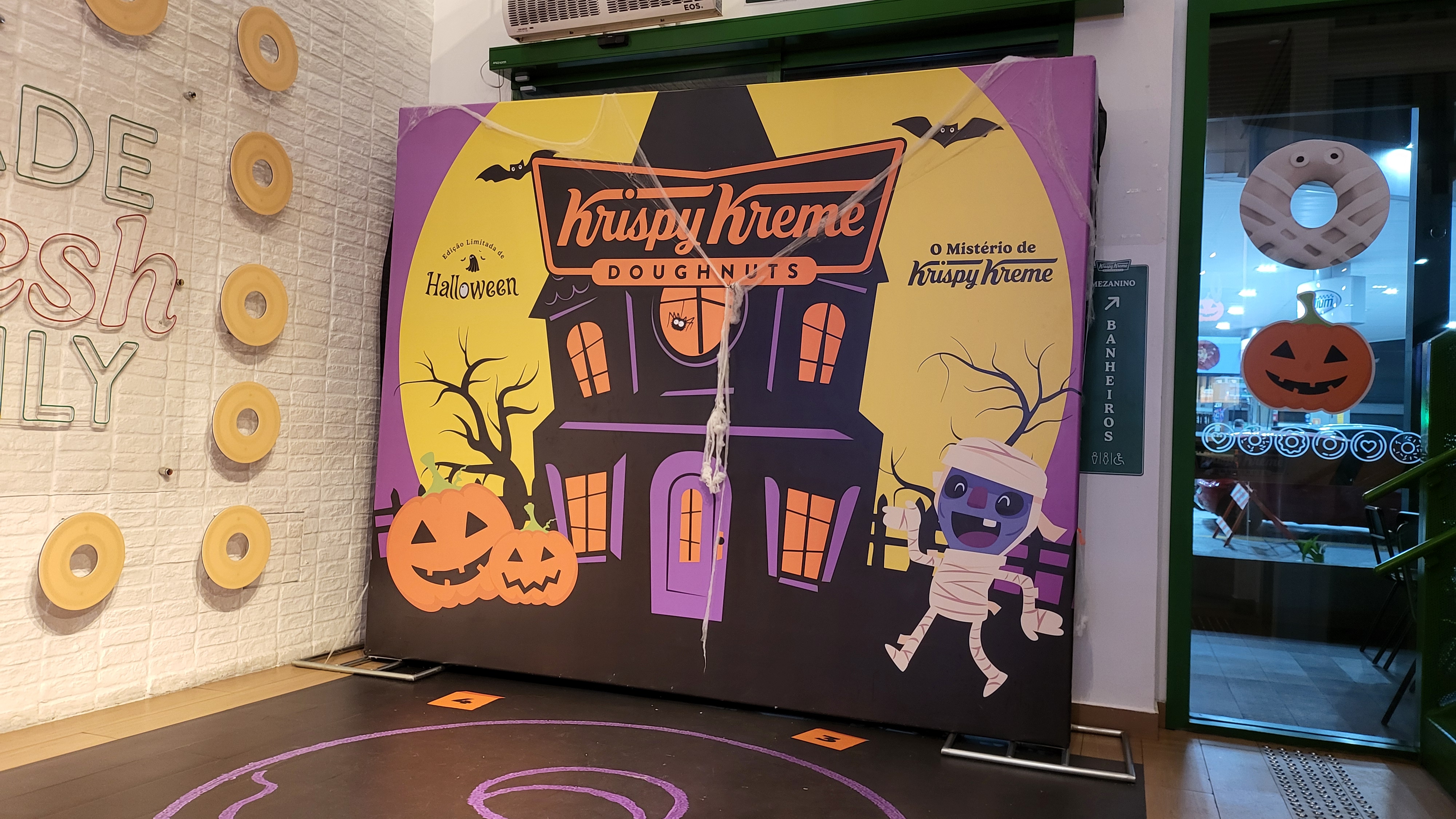Krispy Kreme — Halloween: vista 14 do projeto