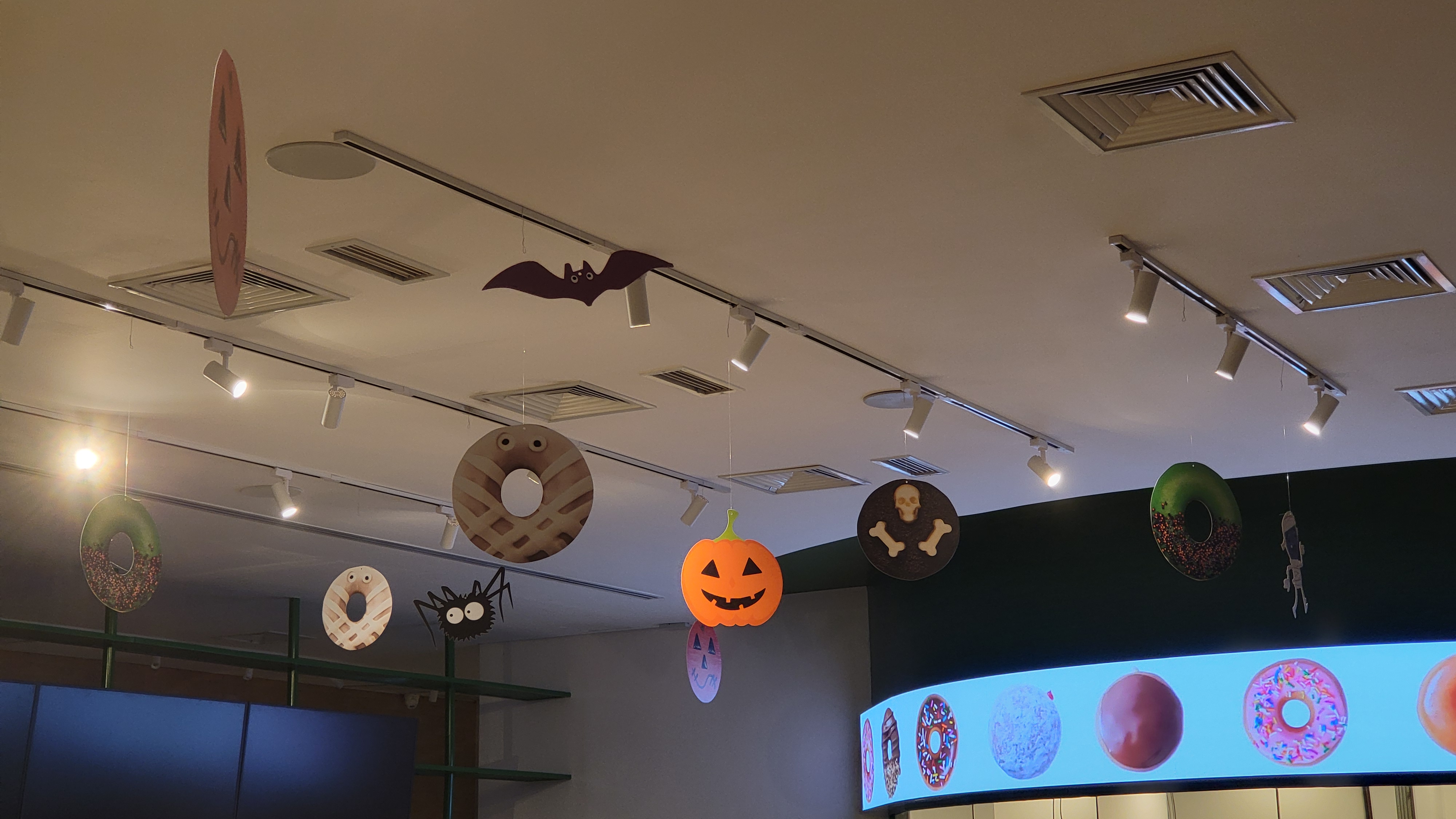 Krispy Kreme — Halloween: vista 17 do projeto