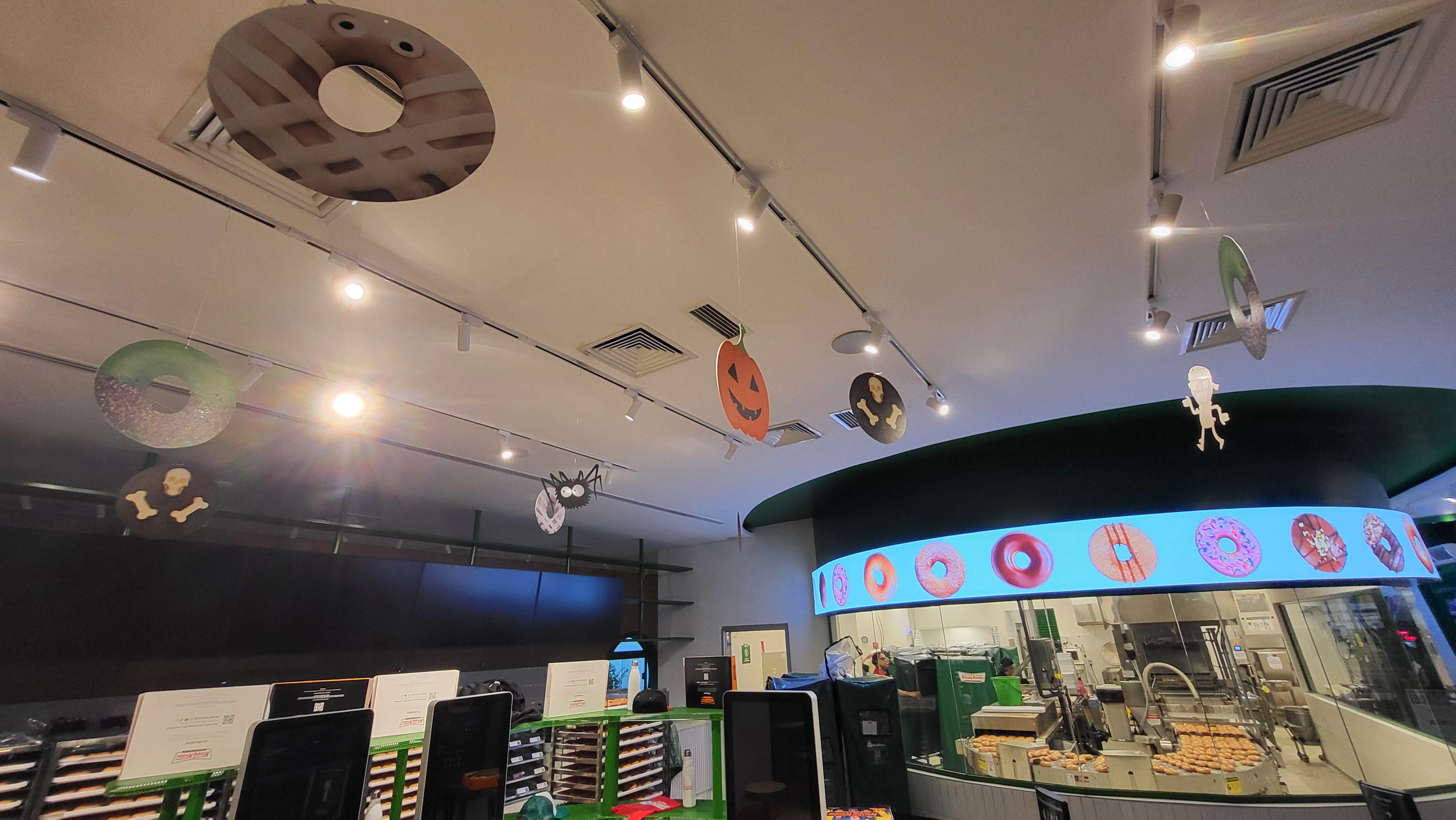 Krispy Kreme — Halloween: vista 18 do projeto